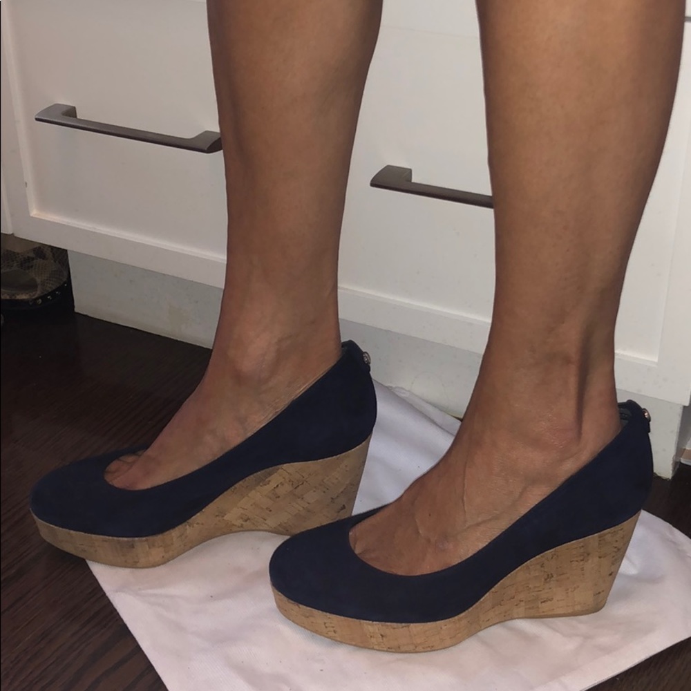 Stuart Weitzman navy suede wedges